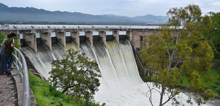 Islamabad Braces for Heavy Rain: CDA Chairman Leads Emergency Drainage Operation, Orders Round-the-Clock Monitoring